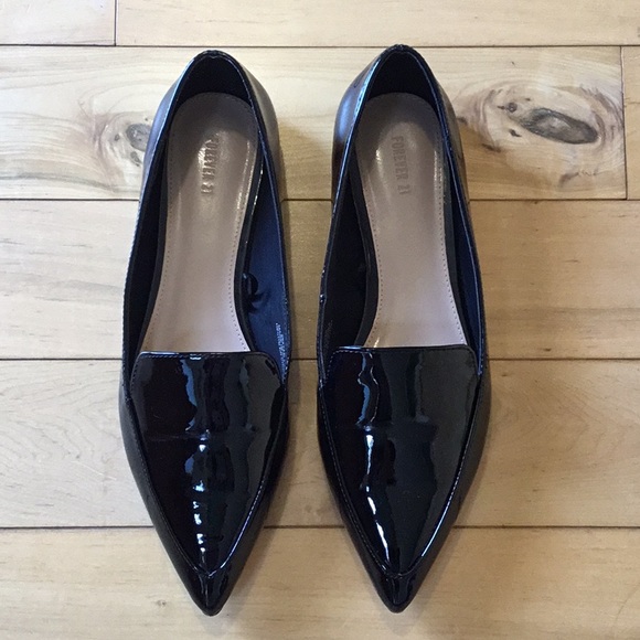 Shoes - FOREVER 21 patent pointed toe flats